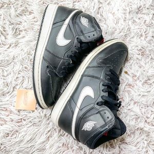 Jordan 1 High Retro Yin Yang Black